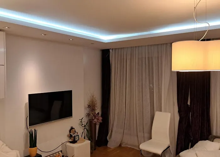 Lux 7 公寓 Voždivac